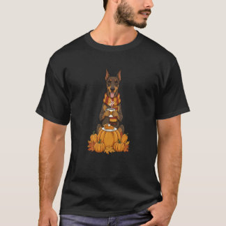 Dobermann Pinscher Kaffee Herbst Thanksgiving Frau T-Shirt