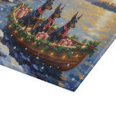 Dobermann Pinscher Weihnachtsboot Urlaub Schneidebrett (Ecke)
