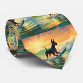Dobermann-Strand-Surfing-Gemälde Krawatte (Gerollt)