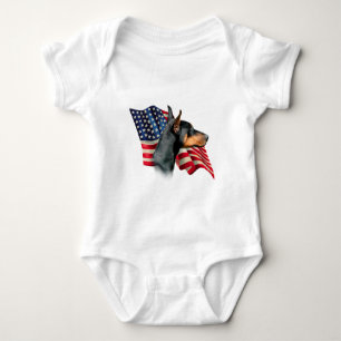 Dobermannpinscher-Flagge Baby Strampler