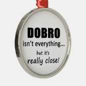 Dobro ist nicht alles silbernes ornament (Rechts)