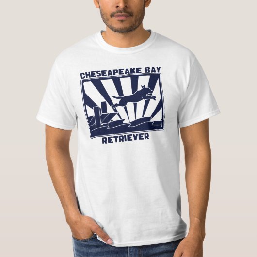 Dock, das Chesapeake Bay-Retriever springt T-Shirt (Vorderseite)