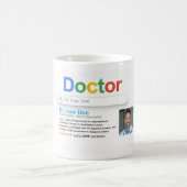 Doctor Search Style Custom Name Mug – Personalized Kaffeetasse (Mittel)