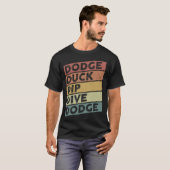 Dodge Duck Dive Dodge Funny Dodgeball Design d T-Shirt (Vorne ganz)
