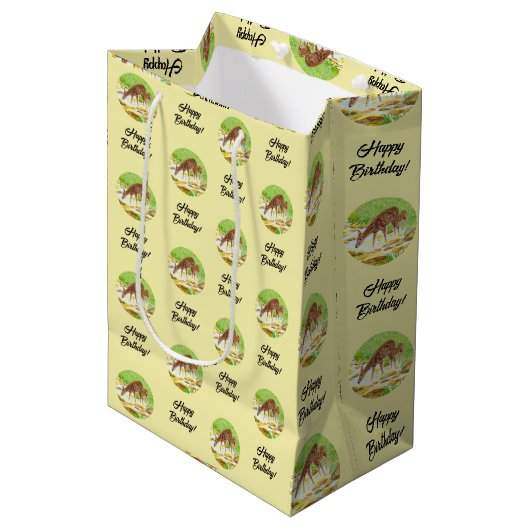 Doe and Fawn Yellow Mittlere Geschenktüte (Vorderseite Schrägansicht)
