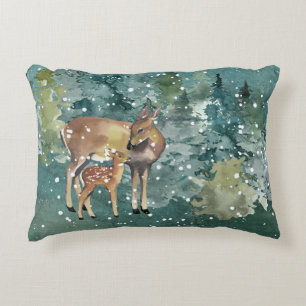 Doe Fawn Deer in Forest Snowfall Dekokissen