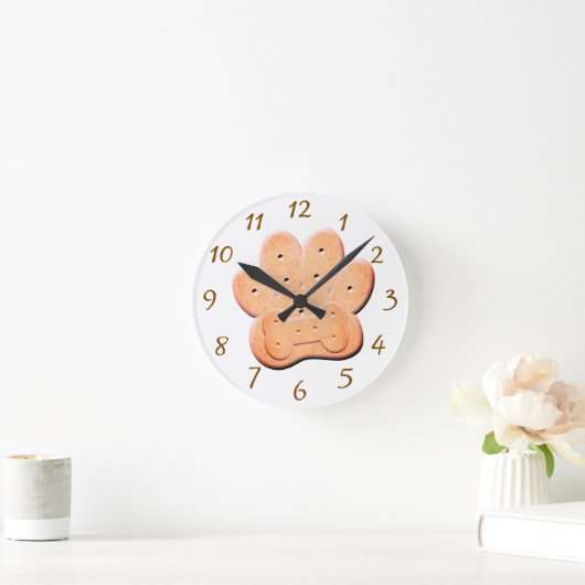 Dog Biscuit Pawprint und Knochenkunst Runde Wanduhr (Zuhause)