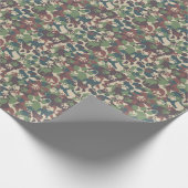 Dog Camouflage Pattern Geschenkpapier (Ecke)