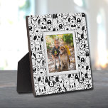 Dog Collage Frameless Foto Easel Back Fotoplatte<br><div class="desc">Ein Rahmen aus Schwarz und Weiß schafft einen lustigen Rahmen für Ihr liebstes Foto auf dieser Tischplatte mit eingebautem Aasel. Das Bild wird direkt auf die Hartplatine gelegt, um ein atemberaubend knuspriges Bild mit einer leicht abwischbaren, sauberen Oberfläche zu erhalten. Gut als Geschenk oder um Ihr Lieblings-Foto in Ihrer Zuhause...</div>