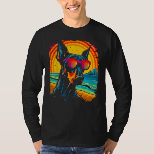 Dog Cool Doberman Pinscher Sunglasses T-Shirt (Vorderseite)