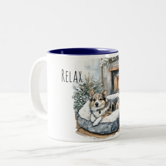 Dog Cozy Fireplace Relax Zweifarbige Tasse (Vorderseite Links)