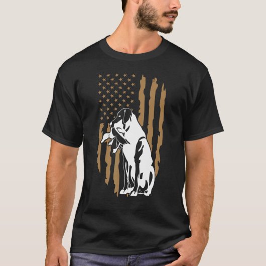 Dog Duck Hunting American Flag T-Shirt (Vorderseite)
