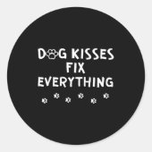 Dog Kisses Fix Everything  Runder Aufkleber (Vorderseite)