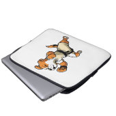 Dog Knows Karate transformiert Laptopschutzhülle (Vorne Knopf)