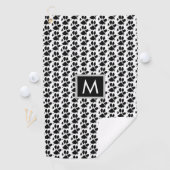 Dog-Mama Paw Print Monogram Golfhandtuch (Insitu)