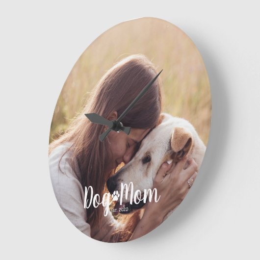Dog Mom Established Script Photo Große Wanduhr (Winkel)