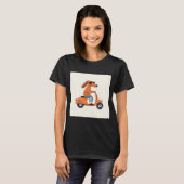 Dog on Scooter - Funny and Stylish Illustration T-Shirt (Vorne ganz)
