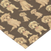 Dog Pattern Brown labradoodle goldendoodle Tischdecke (Schrägansicht)