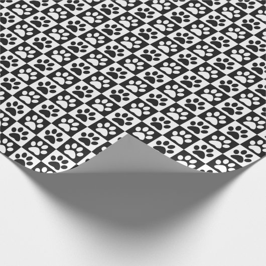 Dog Paw druckt schwarz-weiß Geschenkpapier (Ecke)