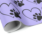 Dog Paw Print and Heart on Lila Geschenkpapier (Rolleneckpunkt)