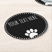 Dog Paw Print Custom Text Black Runder Pappuntersetzer (Angewinkelt)