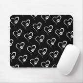 Dog Paw Prints mit Herz auf schwarz Mousepad (Mit Mouse)