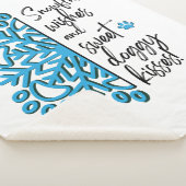 Dog Paw Snowflake Kisses Sherpadecke (3/4)