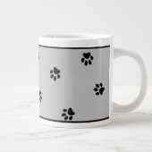 Dog Paw Typografie Tea Lover's Gray Black Funny Jumbo-Tasse (Rechts)