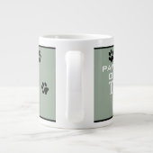 Dog Paw Typografie Tea Lover's Green & White Jumbo-Tasse (Rückseite)