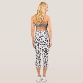 Dog Paws Black and White Polka Dot Capri Leggings (Rückseite)