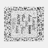 Dog Paws Black and White Polka Dot Fleece Blanket (Vorderseite (Horizontal))
