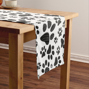 Dog Paws Black and White Polka Dot Kurzer Tischläufer