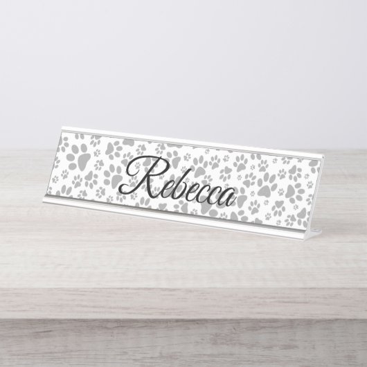 Dog Paws Black and White Polka Dot Schreibtischnamensplakette (Vorderseite )