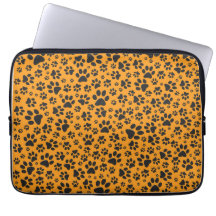 Dog Paws Black & White Polka Dot auf Dahlia Orange