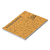 Dog Paws Black & White Polka Dot auf Dahlia Orange Notizblock (Rotiert)