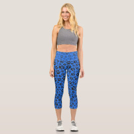Dog Paws Black & White Polka Dot auf Tech Blue Cap Capri Leggings
