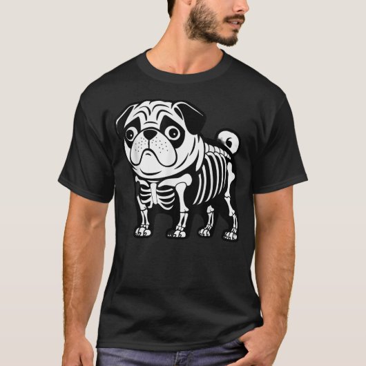 Dog Pug Skeleton Halloween T-Shirt (Vorderseite)