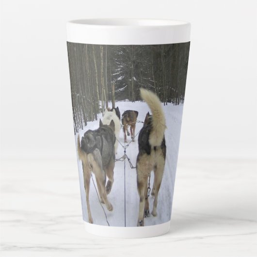 Dog Sledding in Quebec, Kanada Milchtasse (Vorderseite)