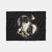 Dog smoking cigarette funny chihuahua face meme fleecedecke (Vorderseite (Horizontal))