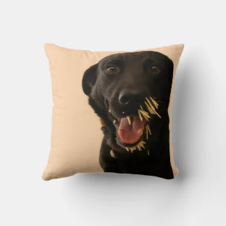 Dog vs. Porcupine throw pillow Kissen