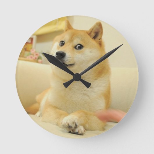 Doge Runde Wanduhr (Vorderseite)