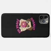 Dognut Judge Me Mops Hund isst Donut Case-Mate iPhone Hülle (Rückseite (Horizontal))