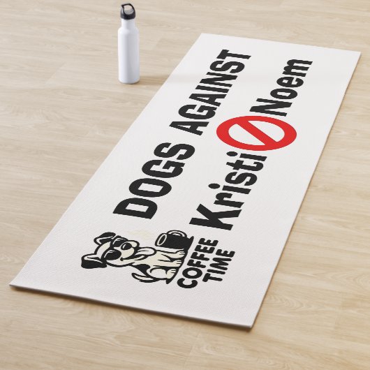 Dogs Against Kristi Noem Yoga Mat Yogamatte (Beispiel)
