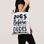 Dogs before Dudes Tasche (Von Nahem)