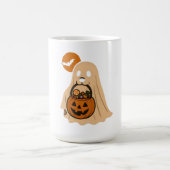 Dogs on Halloween night Kaffeetasse (Mittel)