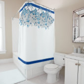 Dogwood-Blume auf einem Duschvorhang (Beispiel)