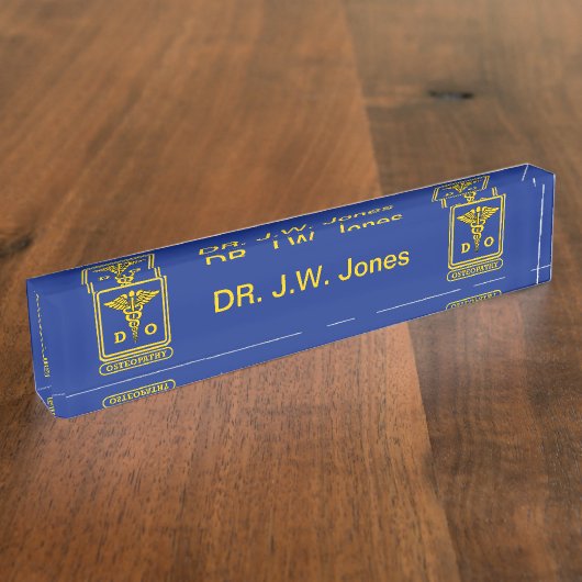 Doktor der Osteopathischen Medizin Namensplakette (Seite)