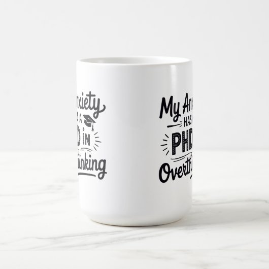 Doktor in Überdenken eines lustigen Zitats Kaffeetasse (Mittel)