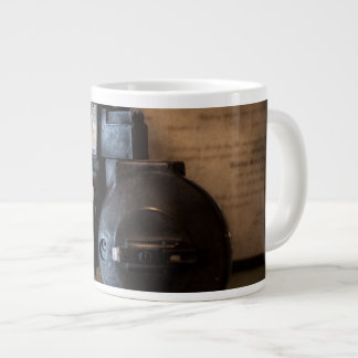 Doktor - Optometrie - Ein alter Phoropter Jumbo-Tasse
