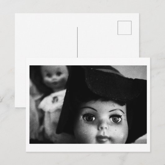Doll Portrait - Close up Postkarte (Vorne/Hinten)